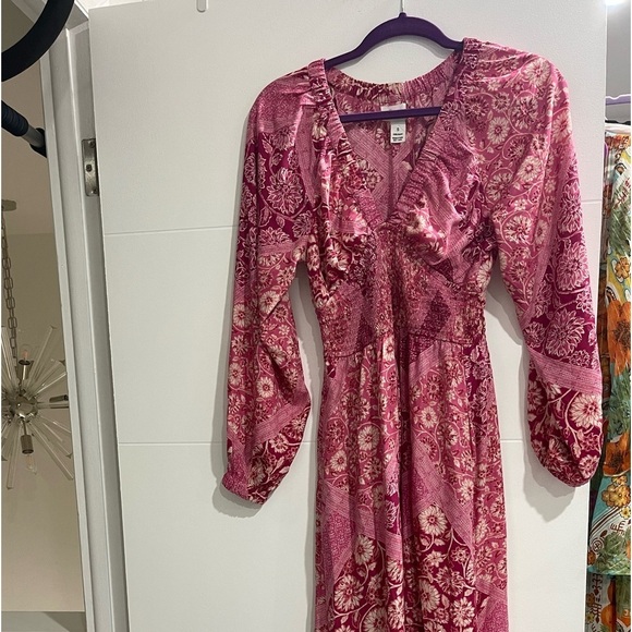 Japna Dresses & Skirts - New size small soft fabric beautiful India dress
